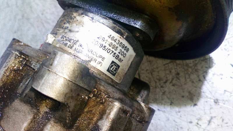Recambio de BOMBA DIRECCION para FIAT BARCHETTA (183) 1.8 16V 183A1000 referencia OEM IAM 46436958   - PLATA 5