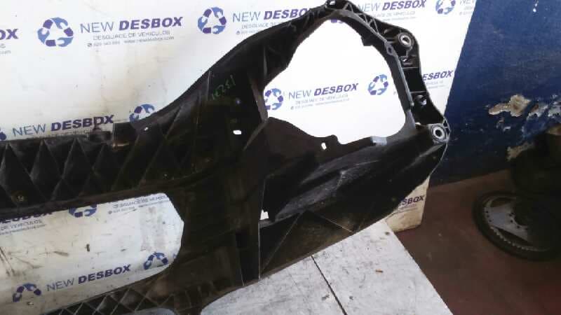 Recambio de PANEL FRONTAL para RENAULT MASCOTT ZD3A604 referencia OEM IAM    - BLANCO 2