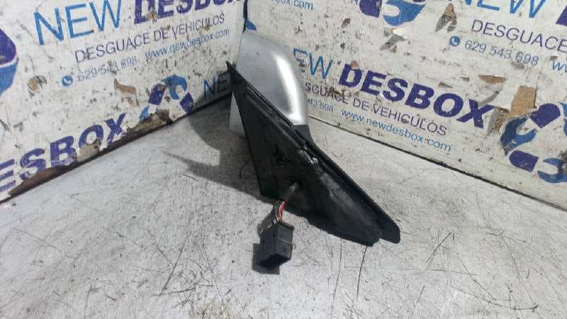 Recambio de RETROVISOR IZQUIERDO para AUDI A4 BERLINA (8E) 2.5 V6 24V TDI AFB referencia OEM IAM 8D0857548   - PLATA 5