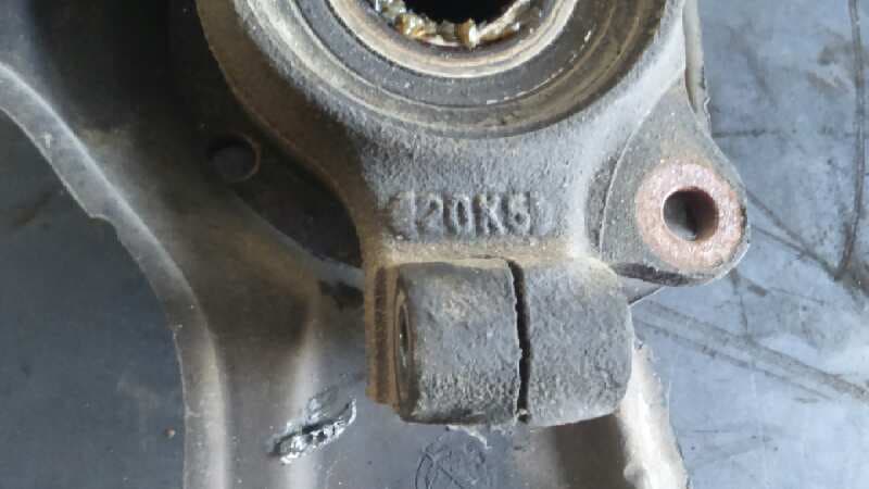 Recambio de MANGUETA DELANTERA IZQUIERDA para FIAT BARCHETTA (183) 1.8 16V 183A1000 referencia OEM IAM 0007770989   - PLATA 2