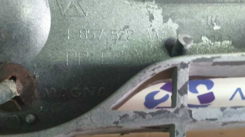 Recambio de REJILLA DELANTERA para CHRYSLER VOYAGER (RG) referencia OEM IAM 4857522AA 3