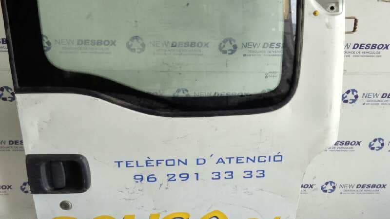 Recambio de PUERTA TRASERA DERECHA para RENAULT MASTER DESDE referencia OEM IAM 6