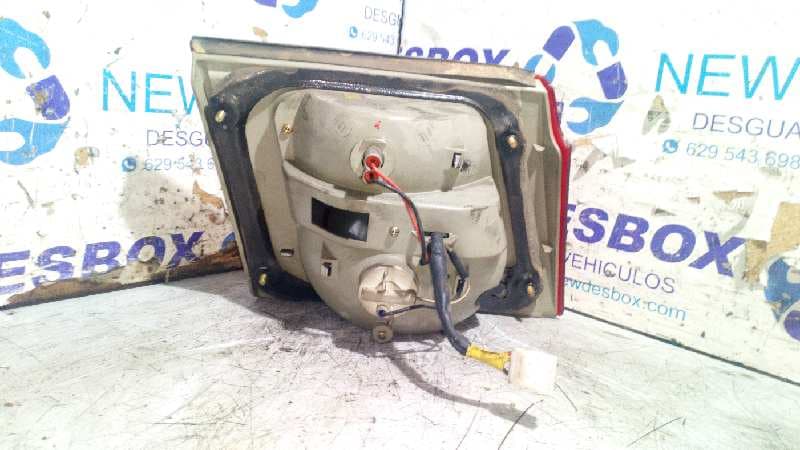 Recambio de PILOTO PORTON DERECHO para KIA CARENS 2.0 Turbodiesel CAT D4EA referencia OEM IAM    - AZUL 2