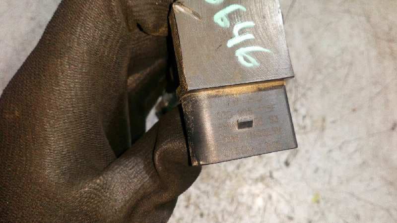 Recambio de BOBINA ENCENDIDO para VOLKSWAGEN POLO (9N1) Conceptline AWY referencia OEM IAM 03D905115F   - BLANCO 2