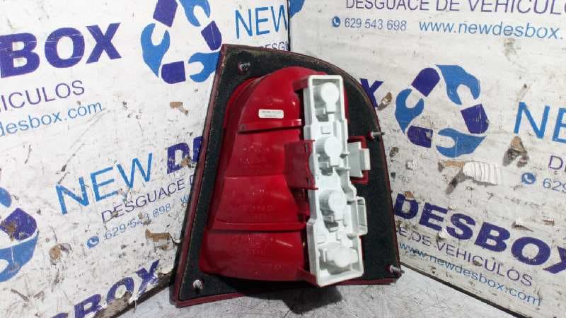 Recambio de PILOTO TRASERO IZQUIERDO para SKODA OCTAVIA BERLINA (1U2) 1.9 TDI ASV referencia OEM IAM ZSB1U6945095   - PLATA 2