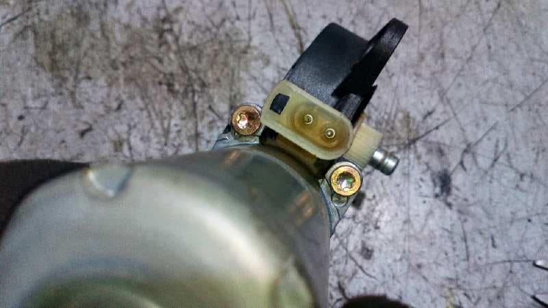 Recambio de MOTOR ELEVALUNAS DELANTERO DERECHO para FORD FIESTA (CBK) FXJB referencia OEM IAM 0130821939   - GRIS 3