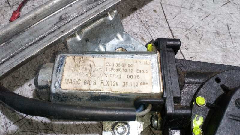 Recambio de ELEVALUNAS DELANTERO IZQUIERDO para VOLKSWAGEN GOLF III BERLINA (1H1) 1.8 1Y referencia OEM IAM 358764   - ROJO 2
