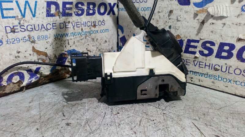 Recambio de CERRADURA PUERTA DELANTERA DERECHA para CITROEN BERLINGO CUADRO 1.6 16V HDi 9HXDV6ATED4 referencia OEM IAM 5468A1081I8   - BLANCO 3