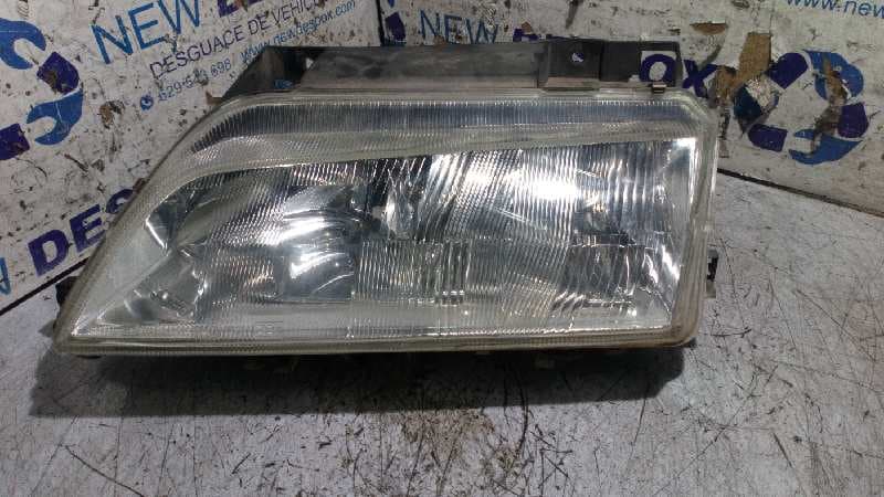 Recambio de FARO IZQUIERDO para CITROEN XANTIA BERLINA 2.0 HDi CAT (RHY / DW10TD) RHY        referencia OEM IAM 88205035G    - AZUL