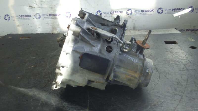 Recambio de CAJA CAMBIOS para CITROEN BERLINGO 1.9 D9B referencia OEM IAM 20CH47 3