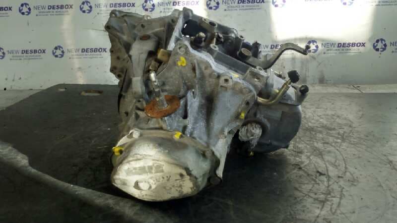 Recambio de CAJA CAMBIOS para CITROEN BERLINGO 1.9 D9B referencia OEM IAM 20CH47 4