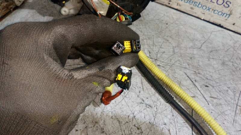 Recambio de MANDO MULTIFUNCION para SUZUKI GRAND VITARA 5 PUERTAS SQ (FT) referencia OEM IAM 3740050J2 4