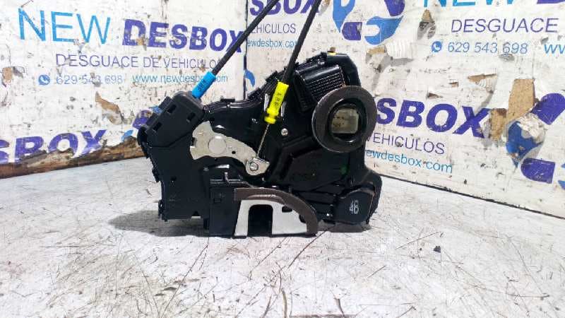 Recambio de CERRADURA PUERTA DELANTERA DERECHA para TOYOTA AURIS 1NDTV referencia OEM IAM A084219   - BLANCO 2