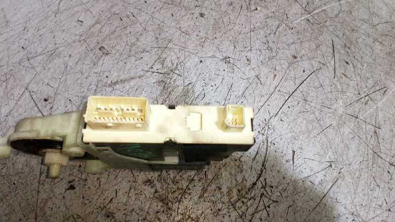 Recambio de MOTOR ELEVALUNAS DELANTERO DERECHO para CITROEN C4 BERLINA 1.6 HDi CAT (9HY / DV6TED4) 9HZDV6TED4 referencia OEM IAM 9681574880   - NEGRO 2