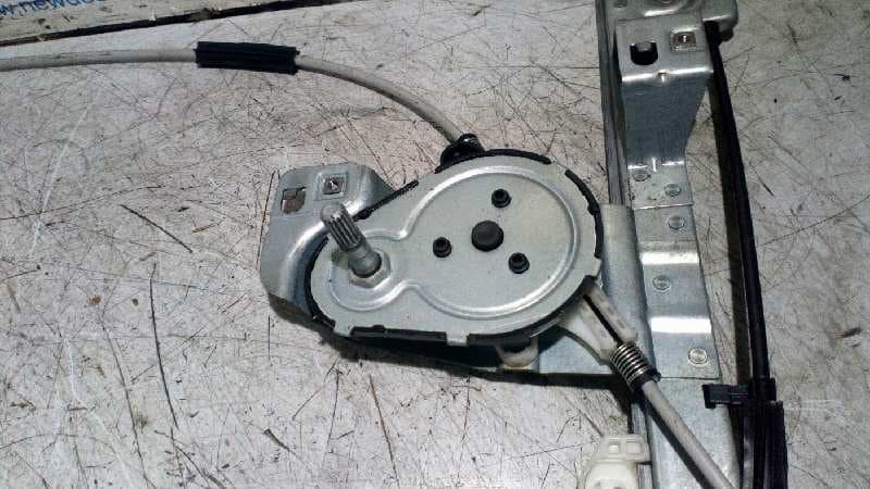 Recambio de ELEVALUNAS DELANTERO IZQUIERDO para RENAULT KANGOO K9K B8 referencia OEM IAM 13729R100325   - BLANCO 4