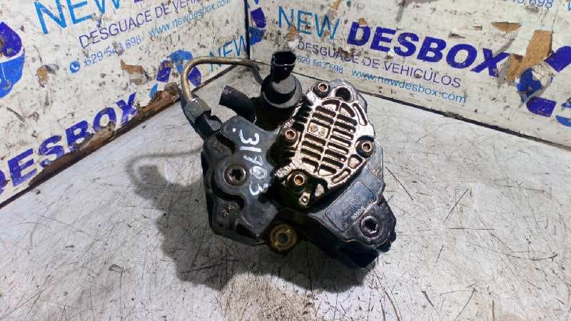 Recambio de BOMBA INYECCION para VOLVO S60 BERLINA 2.4 D D5244T referencia OEM IAM 8689590   - GRIS