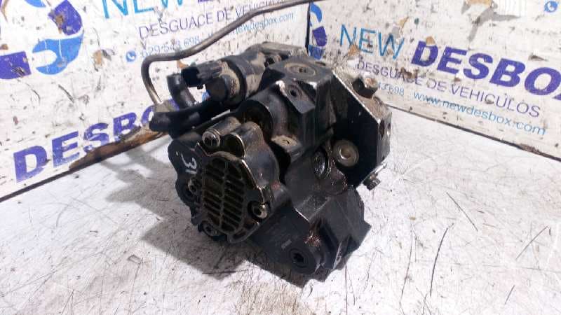 Recambio de BOMBA INYECCION para VOLVO S60 BERLINA 2.4 D D5244T referencia OEM IAM 8689590   - GRIS 5