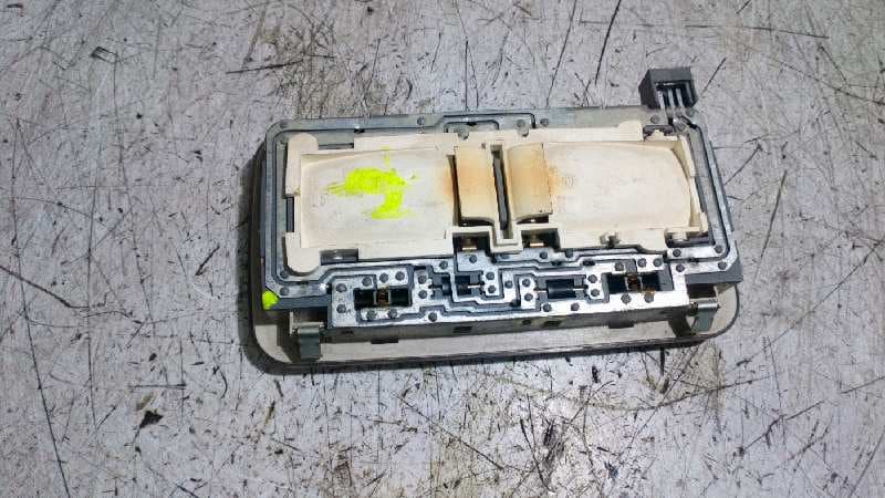 Recambio de LUZ INTERIOR para FIAT PUNTO BERLINA (188) referencia OEM IAM 735244963 2