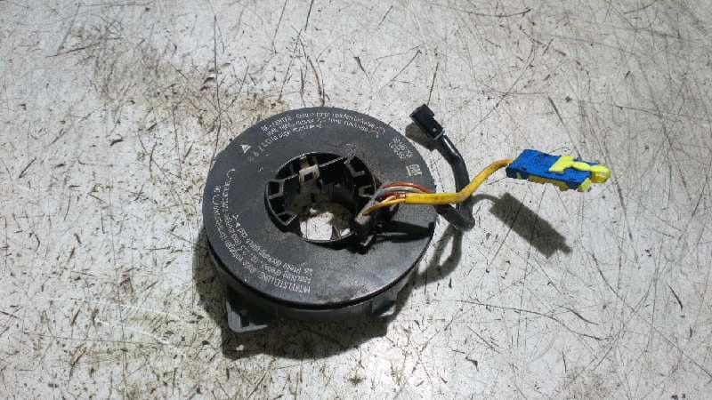 Recambio de ANILLO AIRBAG para OPEL CORSA C 1.7 16V DTI CAT (Y 17 DT / LR6) Y17DT referencia OEM IAM 90588758   - VERDE