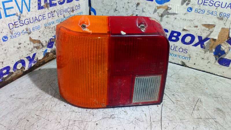 Recambio de PILOTO TRASERO IZQUIERDO para PEUGEOT 205 BERLINA 1.8 Diesel referencia OEM IAM N89120   - ROJO