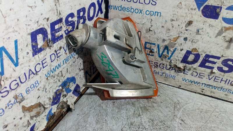 Recambio de PILOTO DELANTERO IZQUIERDO para PEUGEOT 205 BERLINA 1.8 Diesel referencia OEM IAM    - ROJO 2