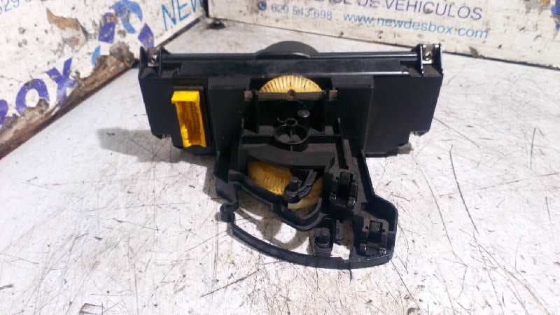 Recambio de MANDO CALEFACCION / AIRE ACONDICIONADO para SEAT CORDOBA BERLINA (6K2) 1.9 SDI AGP referencia OEM IAM 6K0819045C   - NEGRO 3