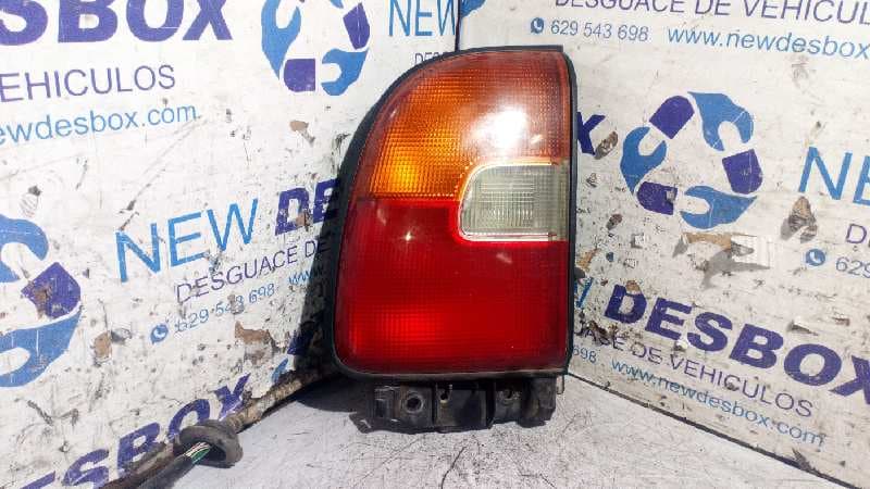 Recambio de PILOTO TRASERO IZQUIERDO para TOYOTA RAV 4 FUNCRUISER (A1) 2.0 16V CAT 3SFE referencia OEM IAM    - NEGRO
