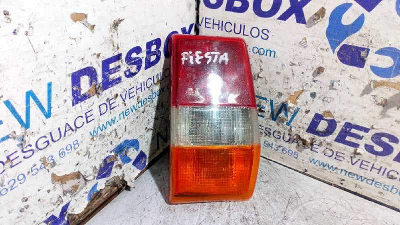 Recambio de PILOTO TRASERO DERECHO para FORD FIESTA BERL./EXPRESS referencia OEM IAM