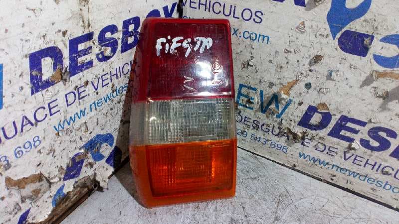 Recambio de PILOTO TRASERO IZQUIERDO para FORD FIESTA BERL./EXPRESS referencia OEM IAM
