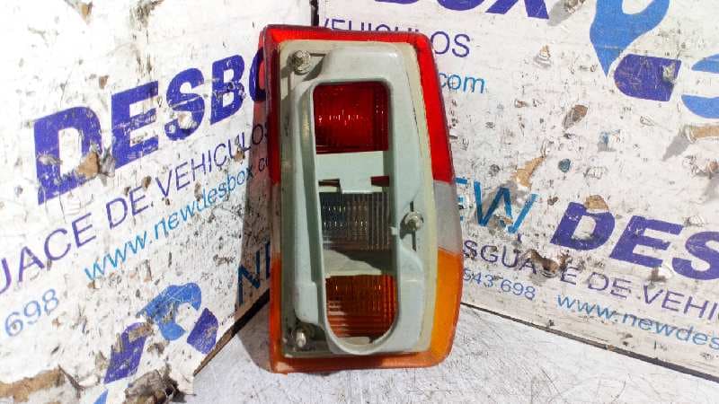 Recambio de PILOTO TRASERO IZQUIERDO para FORD FIESTA BERL./EXPRESS referencia OEM IAM 2