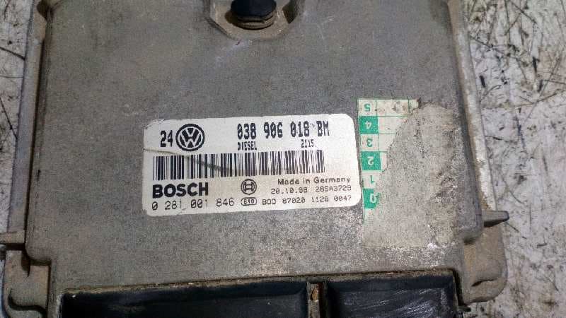 Recambio de CENTRALITA MOTOR UCE para VOLKSWAGEN GOLF IV BERLINA (1J1) AHF  referencia OEM IAM 038906018BM 3