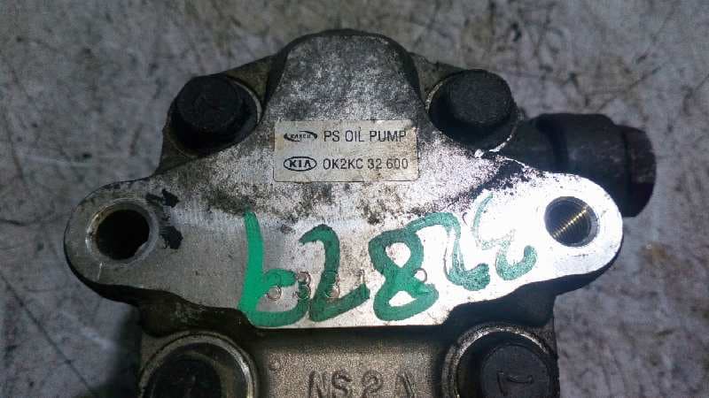 Recambio de BOMBA DIRECCION para KIA CARENS D4EA referencia OEM IAM OK2KC32600   - AZUL 2