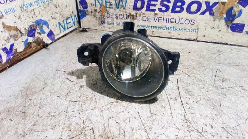 Recambio de FARO ANTINIEBLA IZQUIERDO para RENAULT CLIO III 1.5 dCi Diesel K9K N7 referencia OEM IAM 8200002469   - GRIS