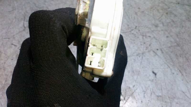 Recambio de CERRADURA PUERTA TRASERA DERECHA para MITSUBISHI MONTERO SPORT (K90) 2.5 TD CAT 4D56 referencia OEM IAM MR432147   - GRIS 2
