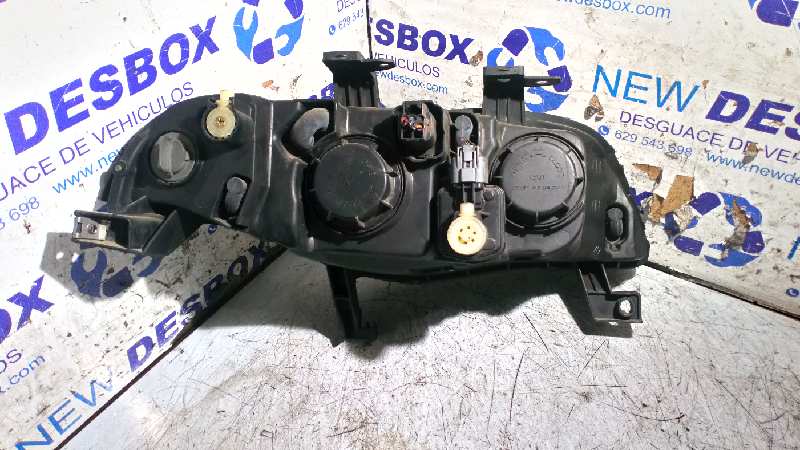Recambio de FARO IZQUIERDO para MG ROVER SERIE 45 (RT) 16K4F referencia OEM IAM XBC002   - GRIS 2