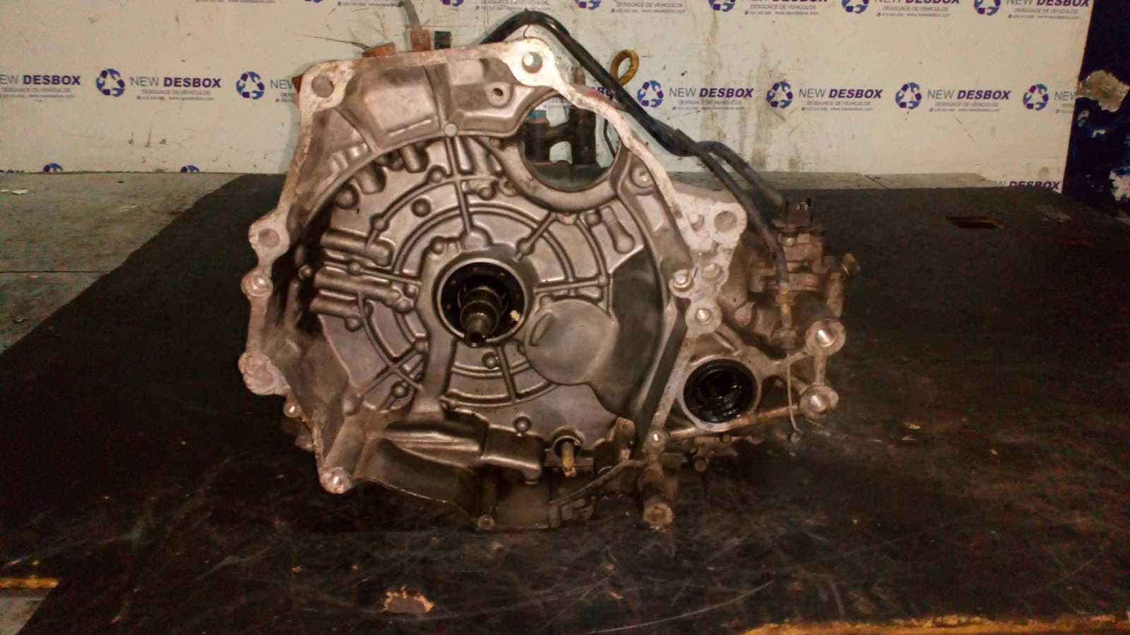 Recambio de CAJA CAMBIOS para HONDA CIVIC BERLINA .5 (MA/MB) D16B2 referencia OEM IAM  M24A