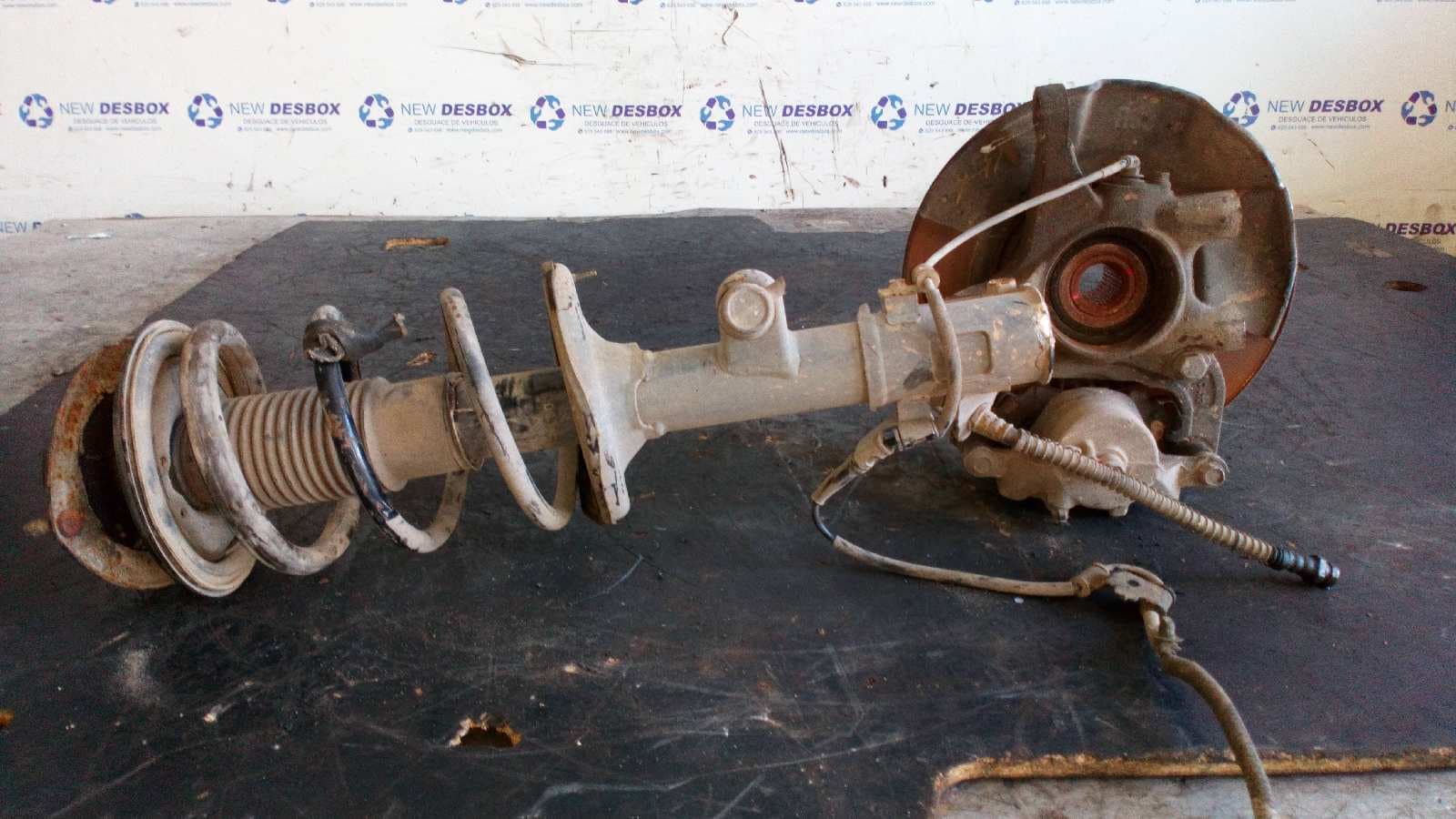 Recambio de MANGUETA DELANTERA DERECHA para HYUNDAI TUCSON (JM) 2.0 CRDi CAT D4EA referencia OEM IAM    - NEGRO