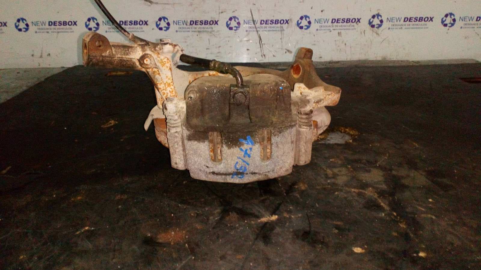 Recambio de MANGUETA DELANTERA DERECHA para FORD EXPLORER 4.0 V6 CAT XS         referencia OEM IAM    - GRIS 3