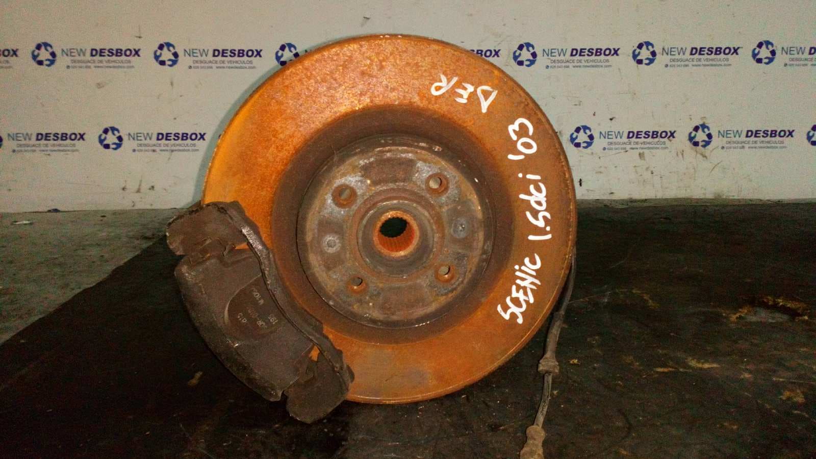 Recambio de MANGUETA DELANTERA DERECHA para RENAULT SCENIC II K9K728 referencia OEM IAM 3