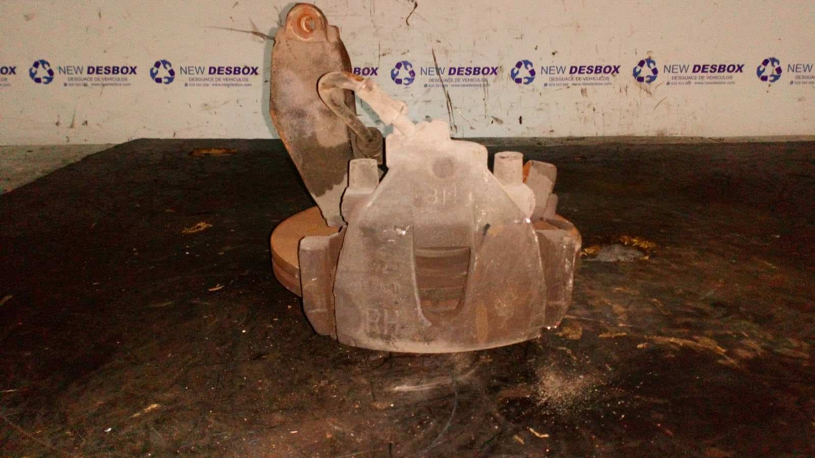 Recambio de MANGUETA DELANTERA DERECHA para FORD FOCUS C-MAX (CAP) Connection G8DA referencia OEM IAM    - NEGRO 2
