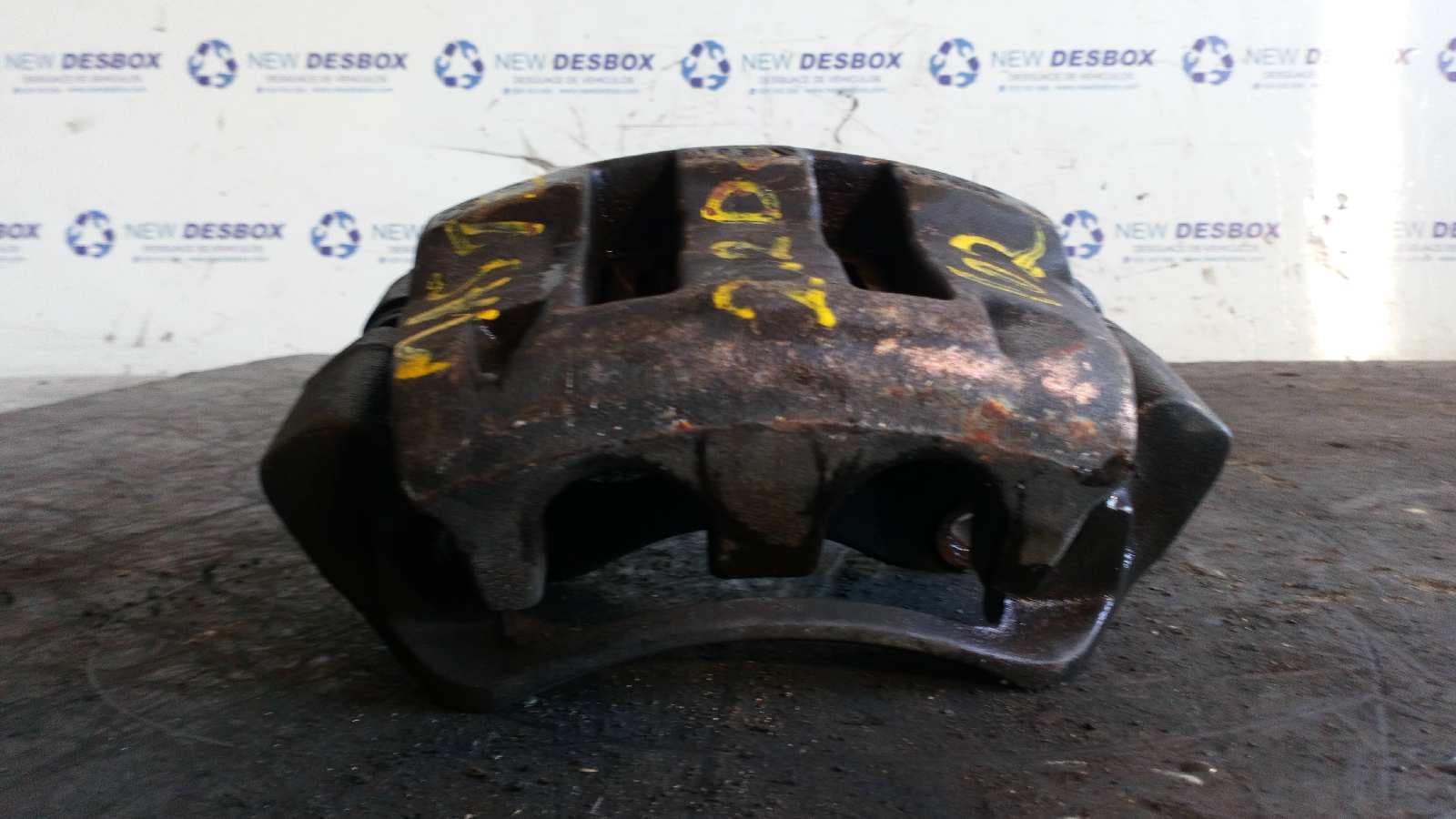 Recambio de PINZA DE FRENO DELANTERA DERECHA para RENAULT MASTER COMBI DESDE '98 2.2 Diesel G9U720 referencia OEM IAM 201317   - BLANCO 6