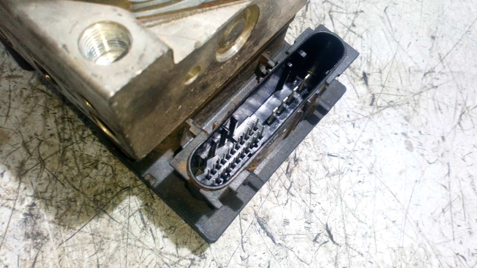 Recambio de ABS para RENAULT MEGANE II BERLINA 3P K9K728 referencia OEM IAM 0265231577   - GRANATE 4