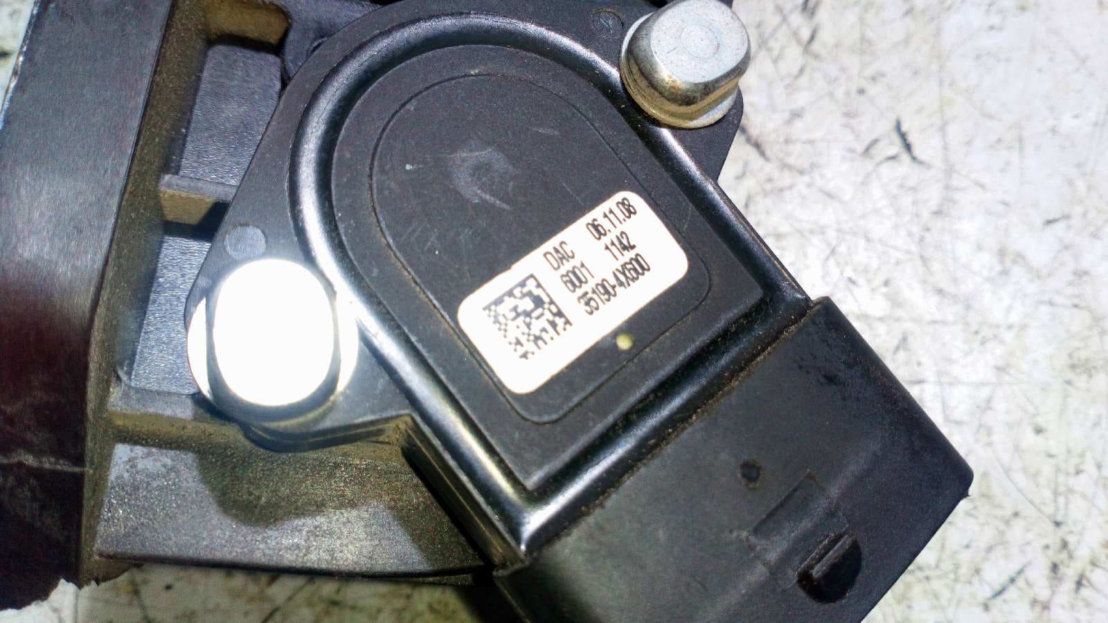 Recambio de POTENCIOMETRO PEDAL para HYUNDAI H 1 referencia OEM IAM 351904X600 4