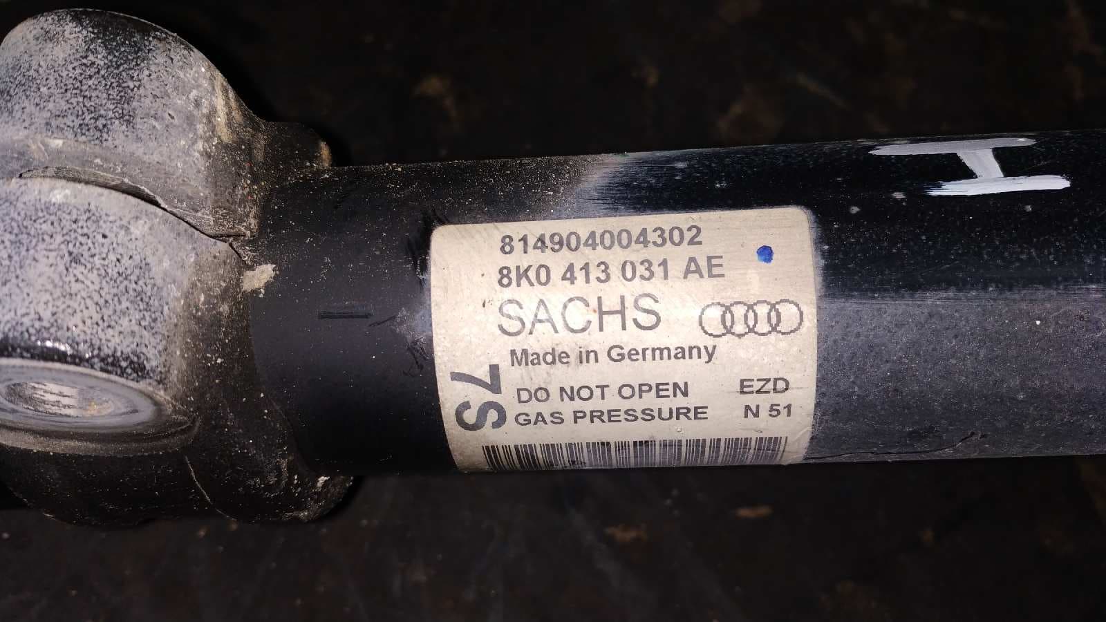 Recambio de AMORTIGUADOR DELANTERO IZQUIERDO para AUDI A4 BER. (B8) Basis CAG referencia OEM IAM 8K0413031AE   - NEGRO 4