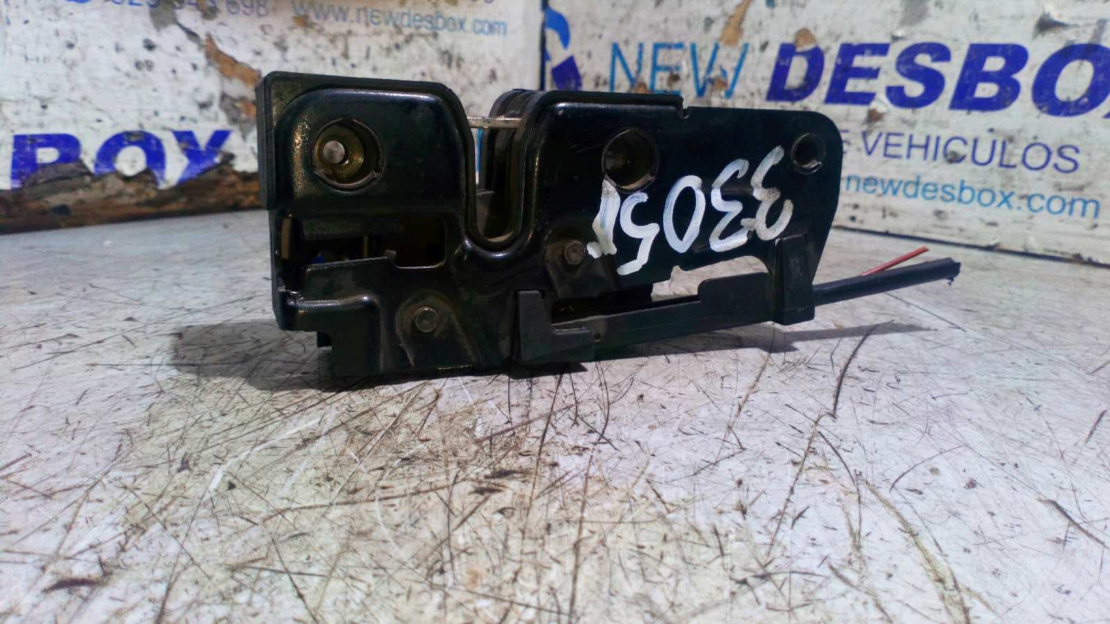 Recambio de CERRADURA CAPO para AUDI A4 BER. (B8) Basis CAG referencia OEM IAM 8T0823509   - NEGRO 2