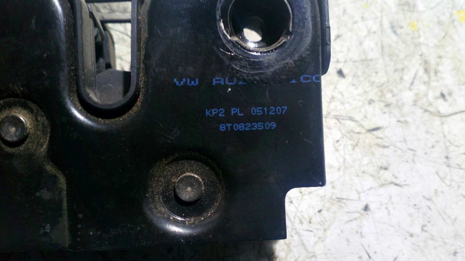 Recambio de CERRADURA CAPO para AUDI A4 BER. (B8) Basis CAG referencia OEM IAM 8T0823509   - NEGRO 4