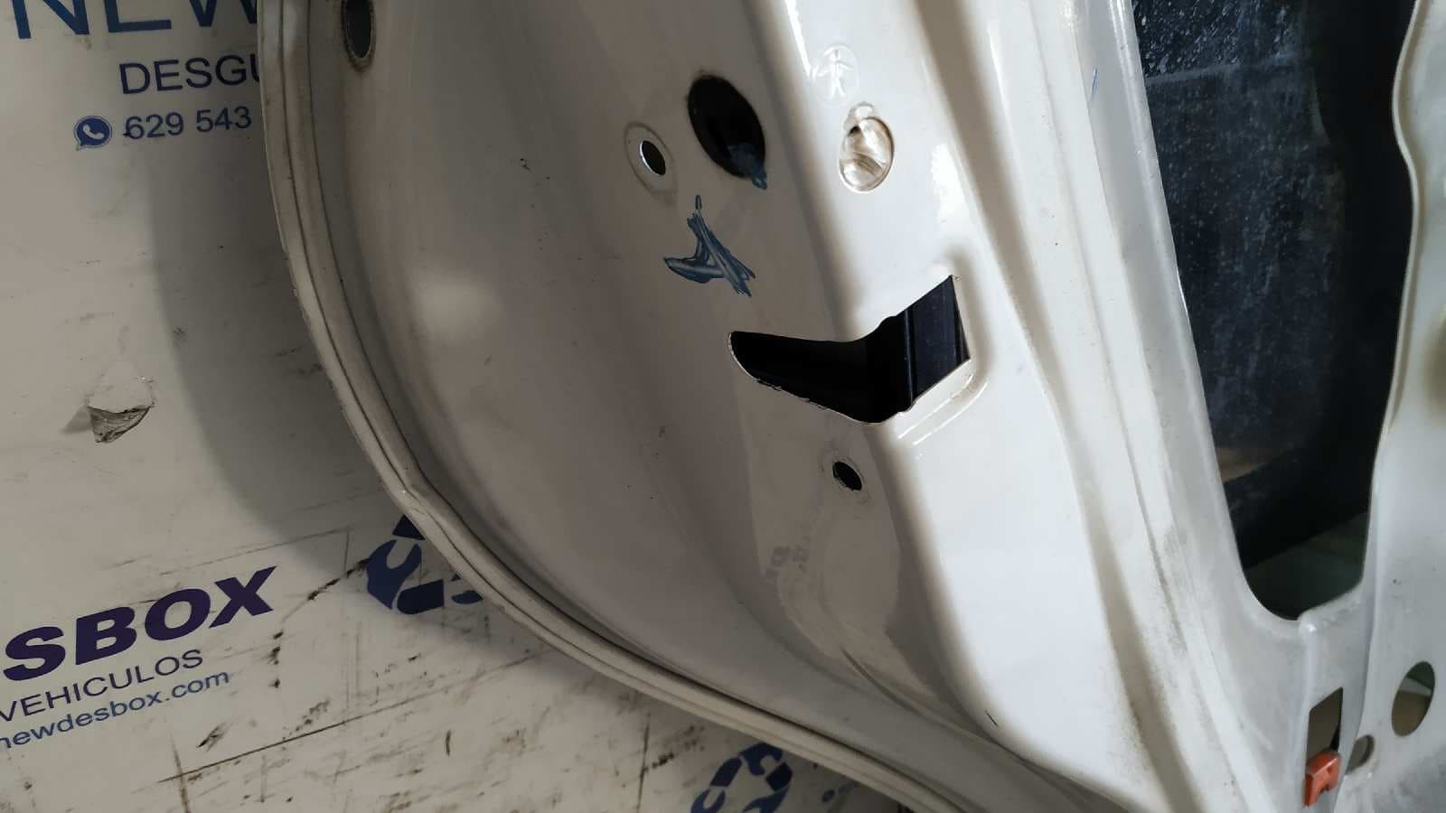 Recambio de PUERTA TRASERA IZQUIERDA para SEAT ALTEA XL (5P5) Reference BSE referencia OEM IAM    - BLANCO 7