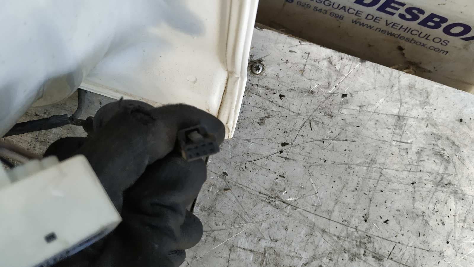 Recambio de PUERTA TRASERA IZQUIERDA para SEAT ALTEA XL (5P5) Reference BSE referencia OEM IAM    - BLANCO 2