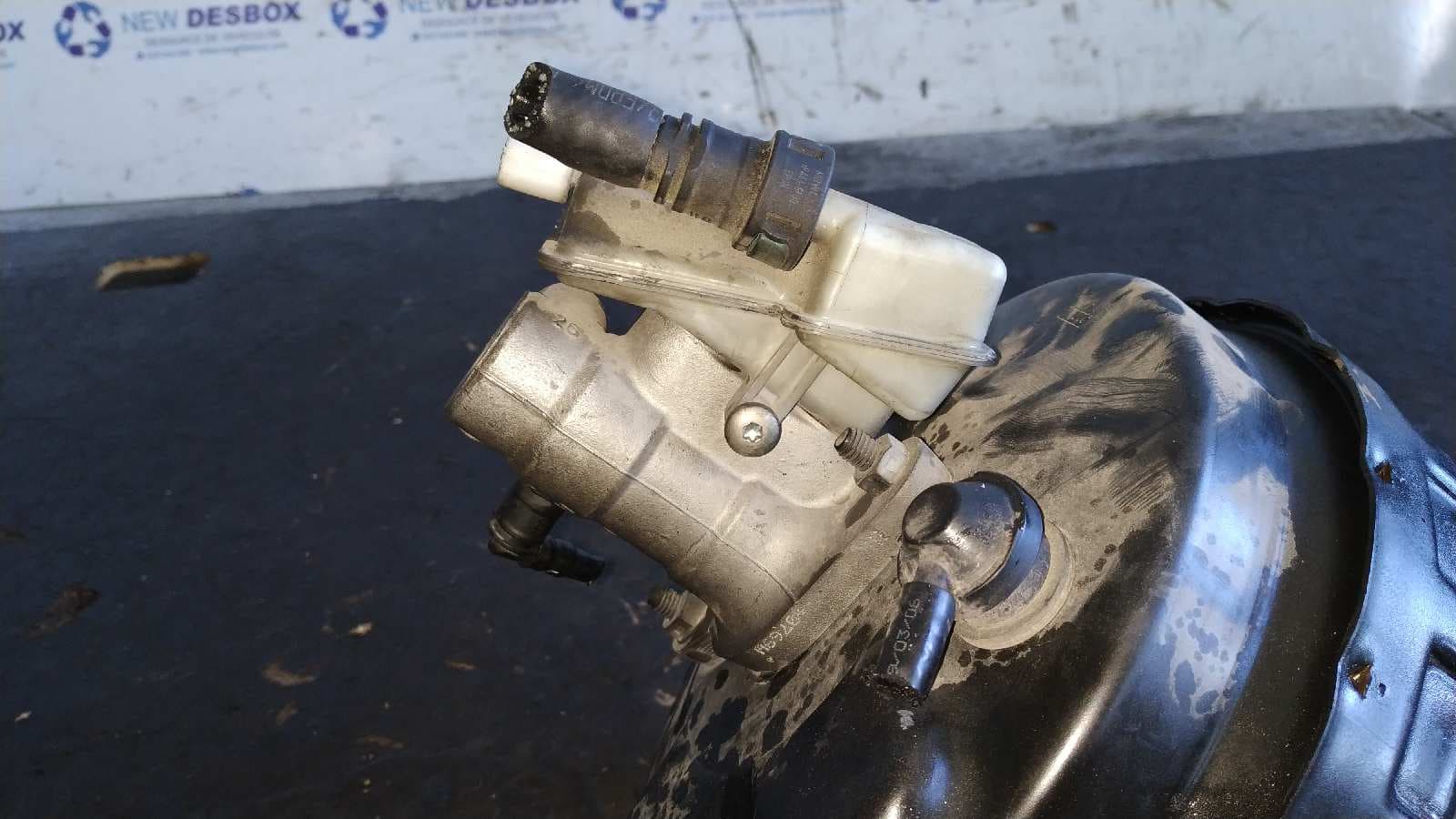 Recambio de BOMBA FRENO para FORD S-MAX (CA1) Titanium (03.2010->) QXWB referencia OEM IAM    - BLANCO 4