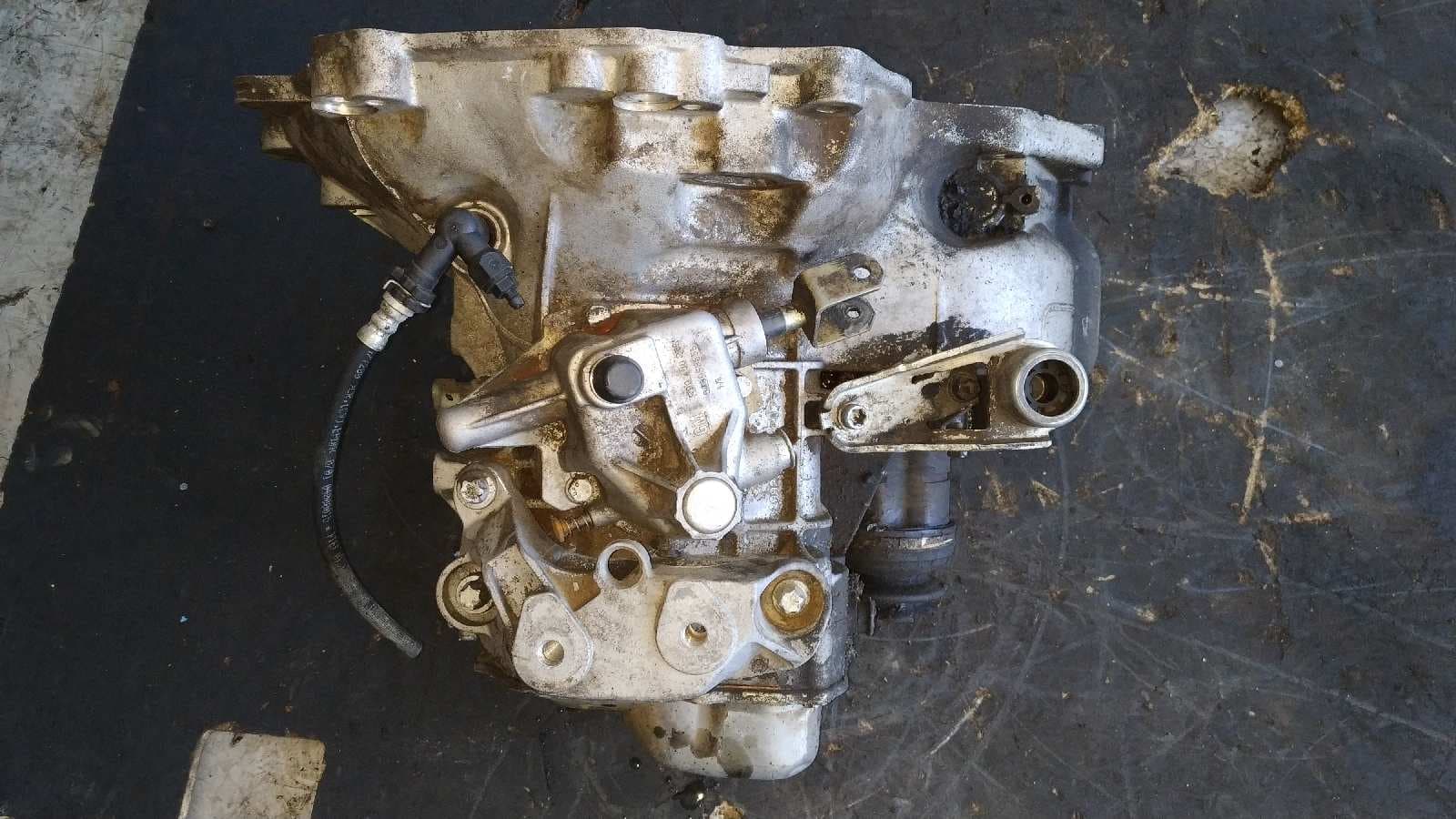 Recambio de CAJA CAMBIOS para OPEL CORSA C 1.3 16V CDTI CAT (Z 13 DT / LN9) Z13DT referencia OEM IAM 2992510 20759 2